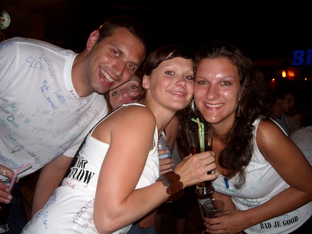 i/Kranj/Absolvent08/11-GrafikParty/absolvent 2280.jpg